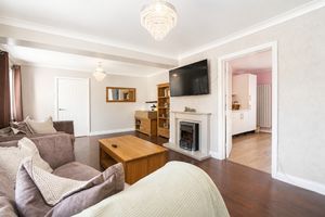 Lounge- click for photo gallery